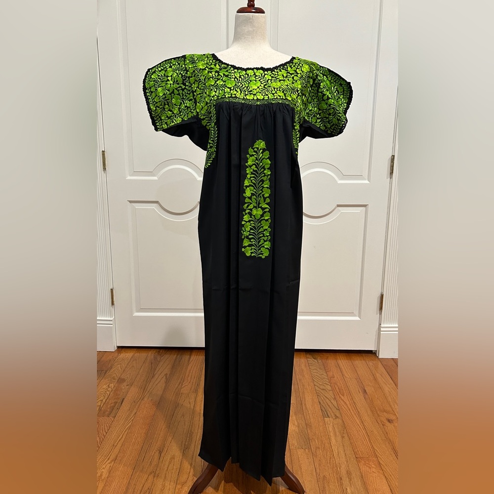 San Antonino Maxi Dress,Oaxaca Mexican dress.Hand Embroidered with Silk Threads.